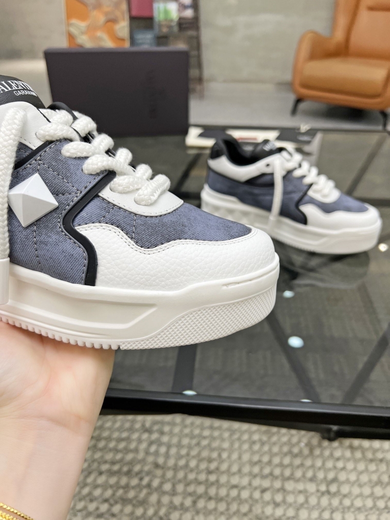 Valentino Sneakers